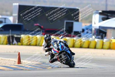 media/Feb-12-2022-SoCal Trackdays (Sat) [[3b21b94a56]]/Turn 2 (1045am)/